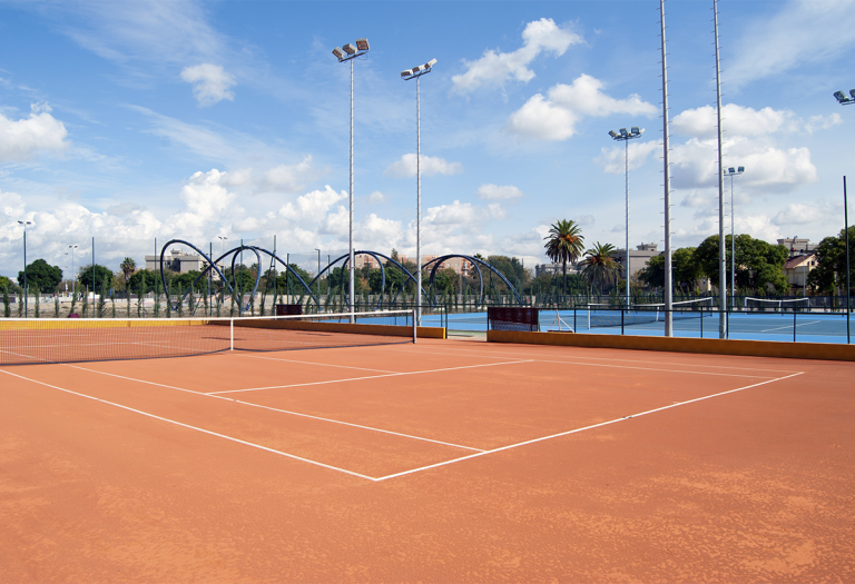 The Racket Club reabre su escuela de tenis