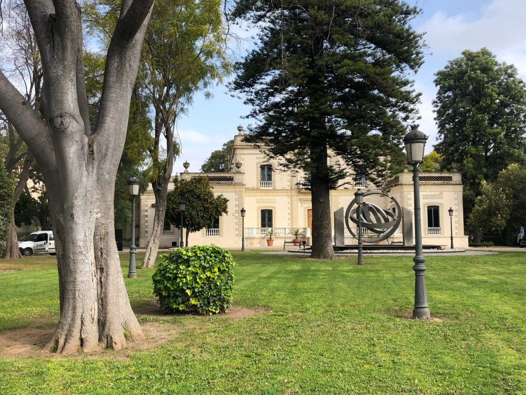 Mantenimiento jardines del palacio de la Atalaya