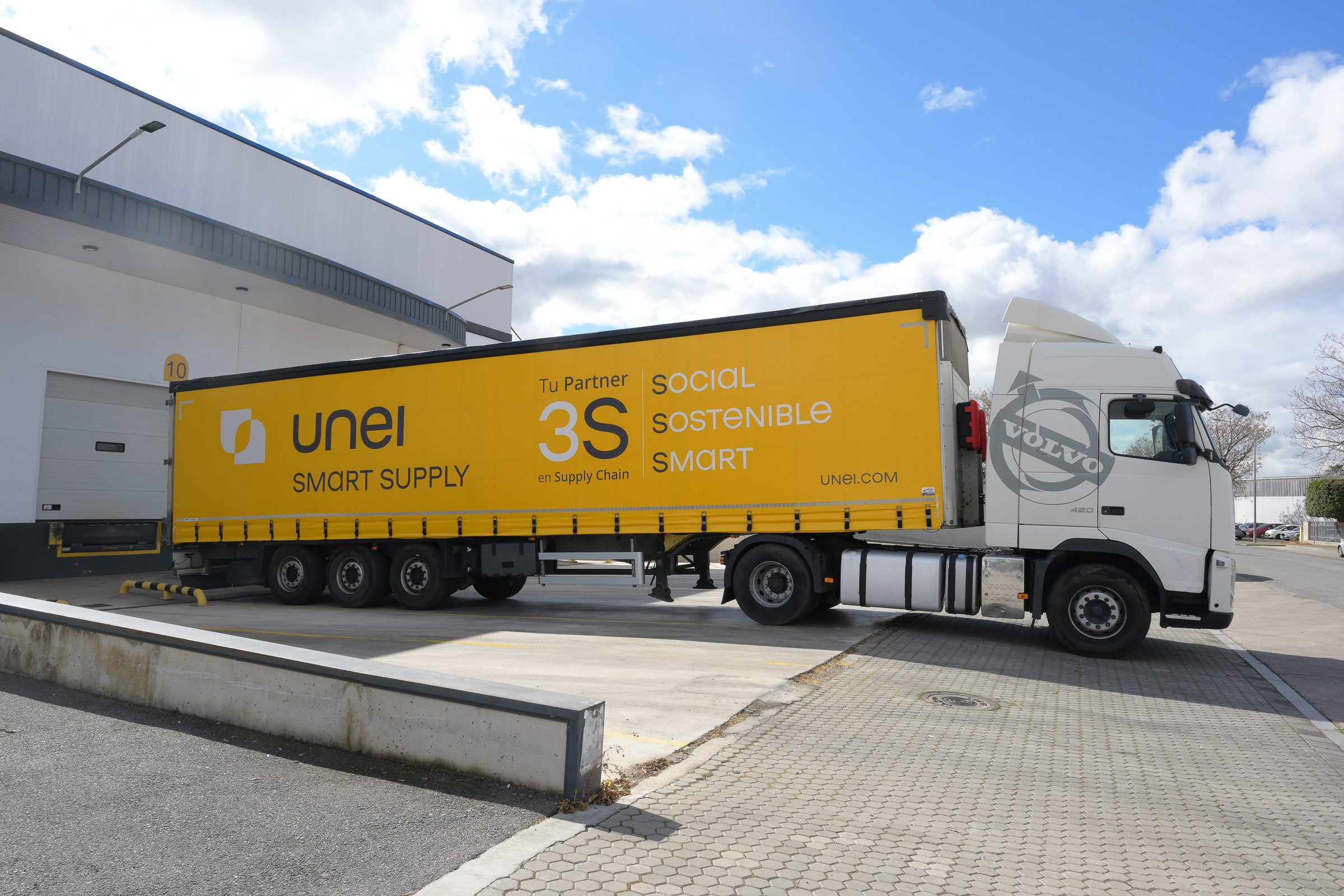 Trabajadores de UNEI